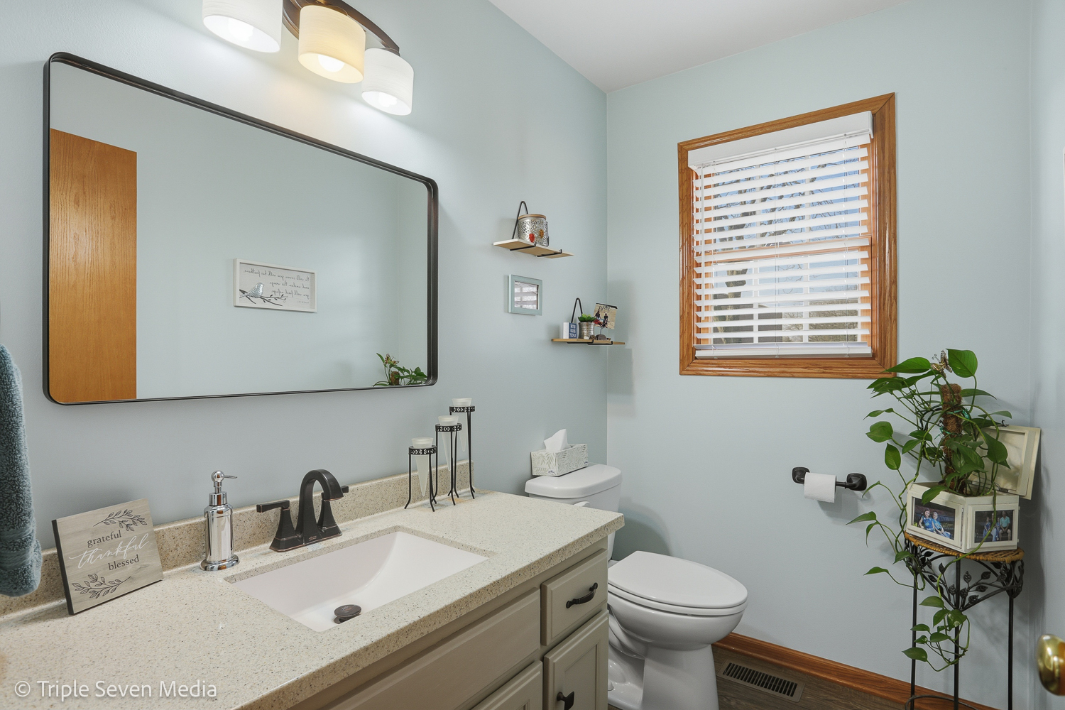 15721 W Waterford Lane, Manhattan, IL 60442