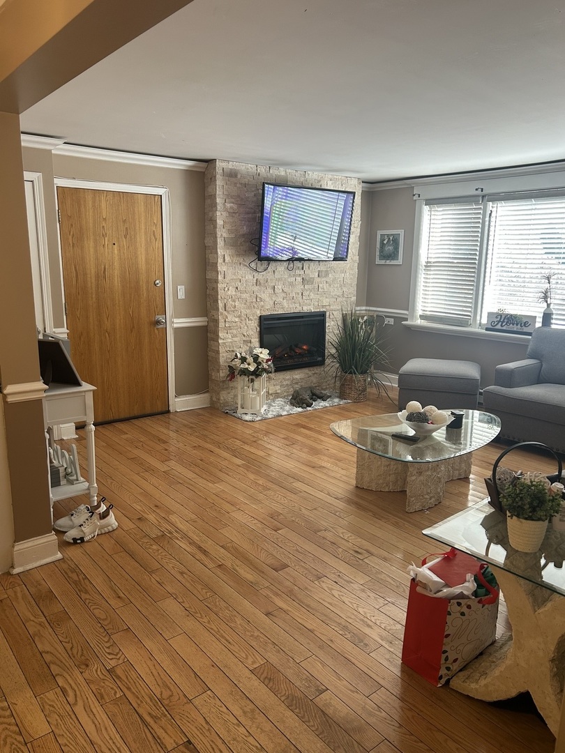 5029 N East River Road #1A, Norridge, IL 60706