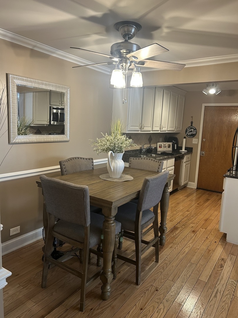 5029 N East River Road #1A, Norridge, IL 60706