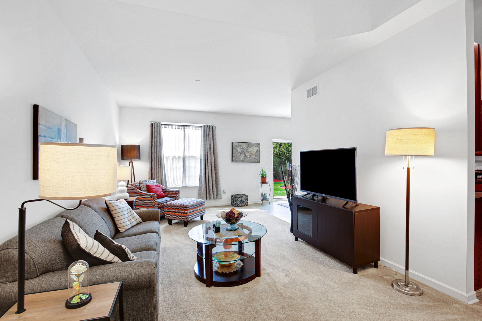 202 Owen Street, Matteson, IL 60443