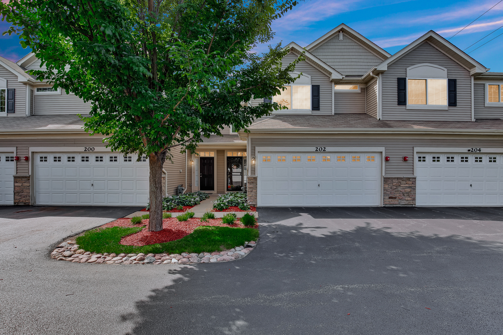 202 Owen Street, Matteson, IL 60443