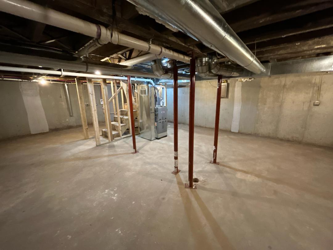 101 N Vermillion Street, Troy Grove, IL 61372