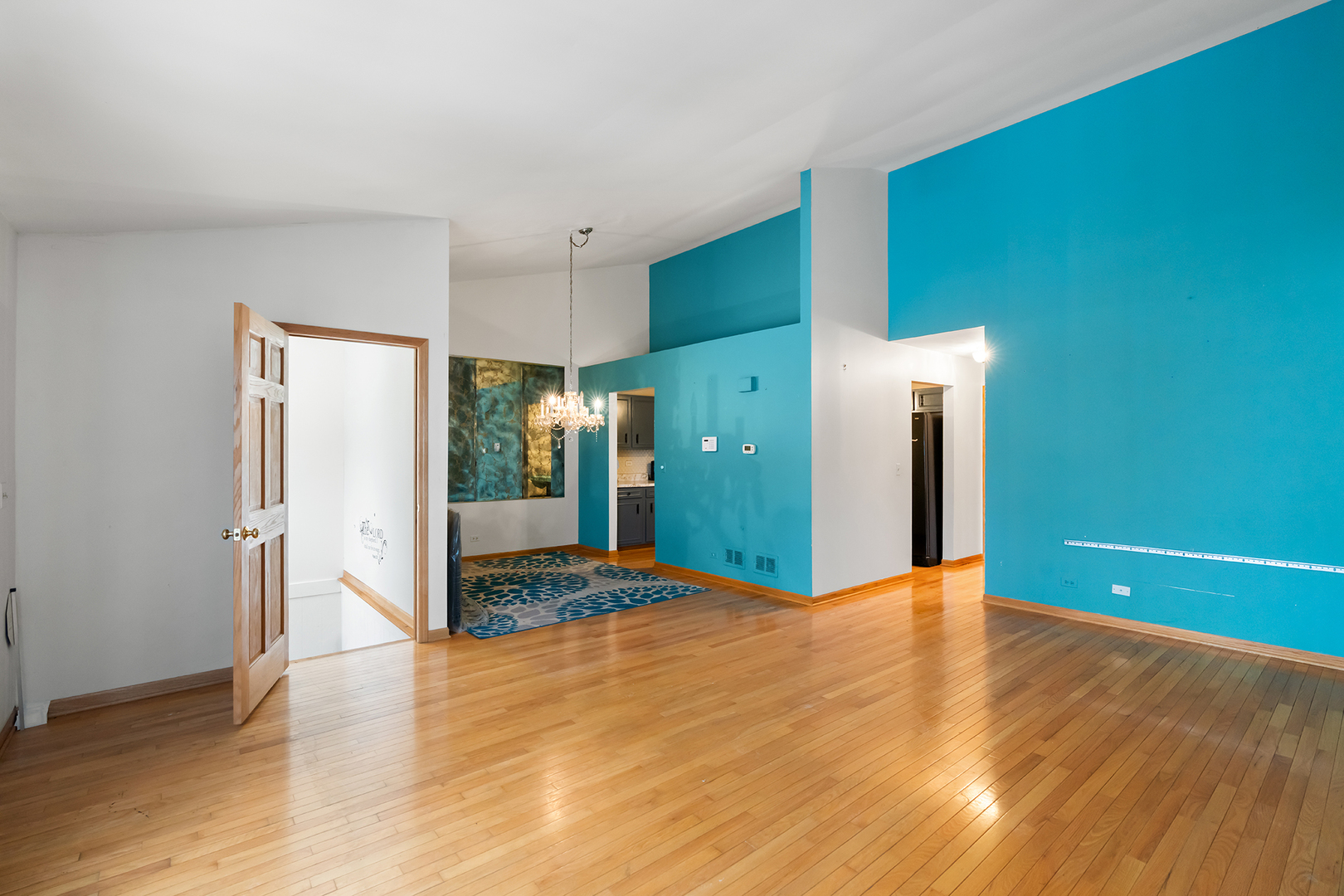 532 E Devon Avenue, Roselle, IL 60172