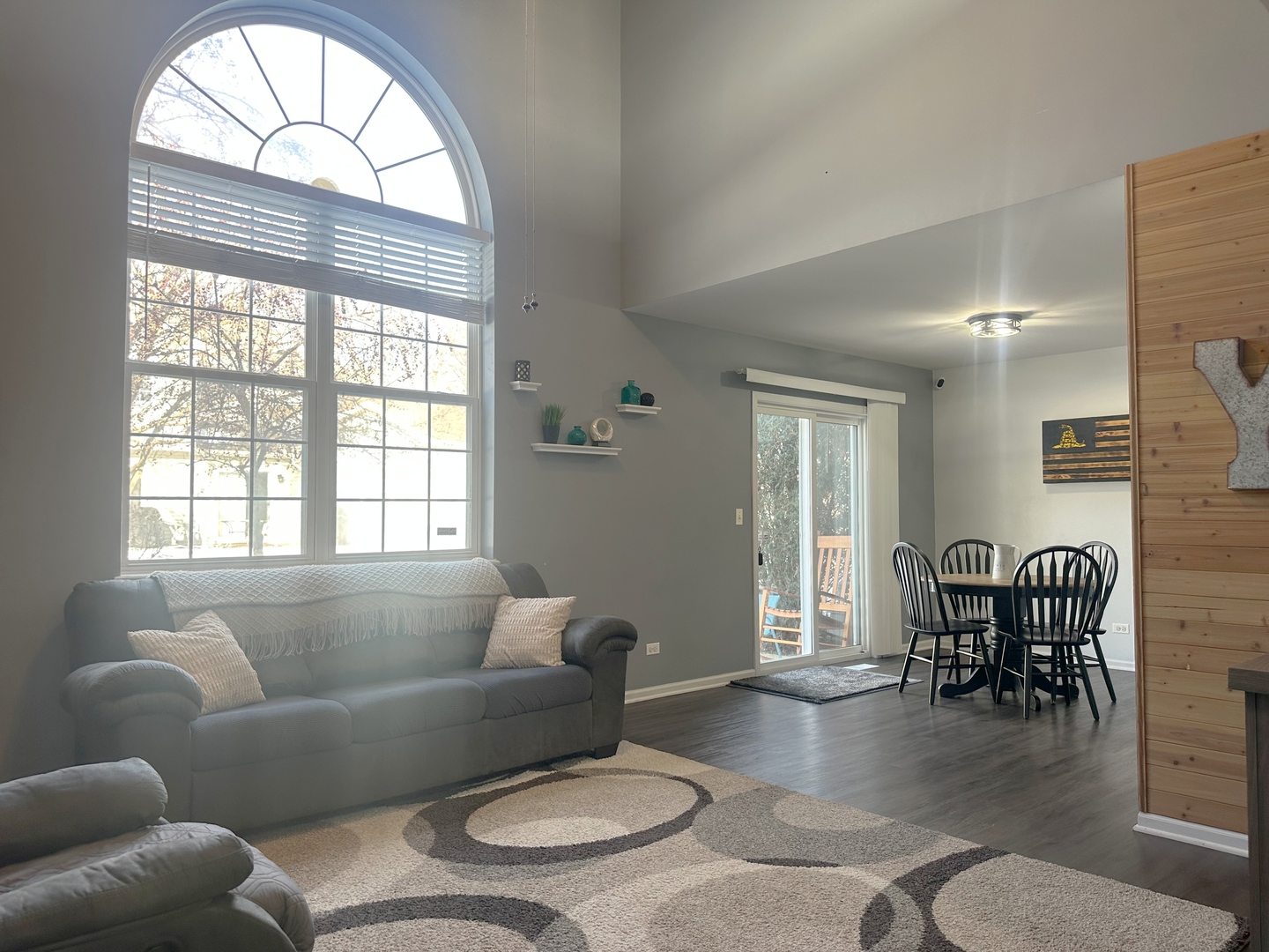 361 Capitol Drive #C, Sugar Grove, IL 60554