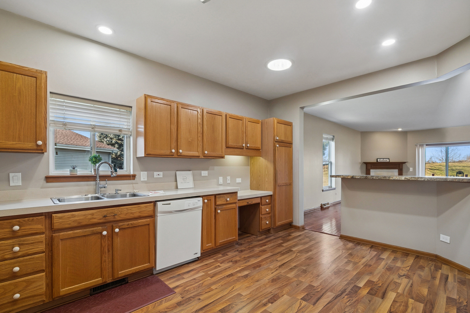 3840 Fox Hunt Way, Grayslake, IL 60030