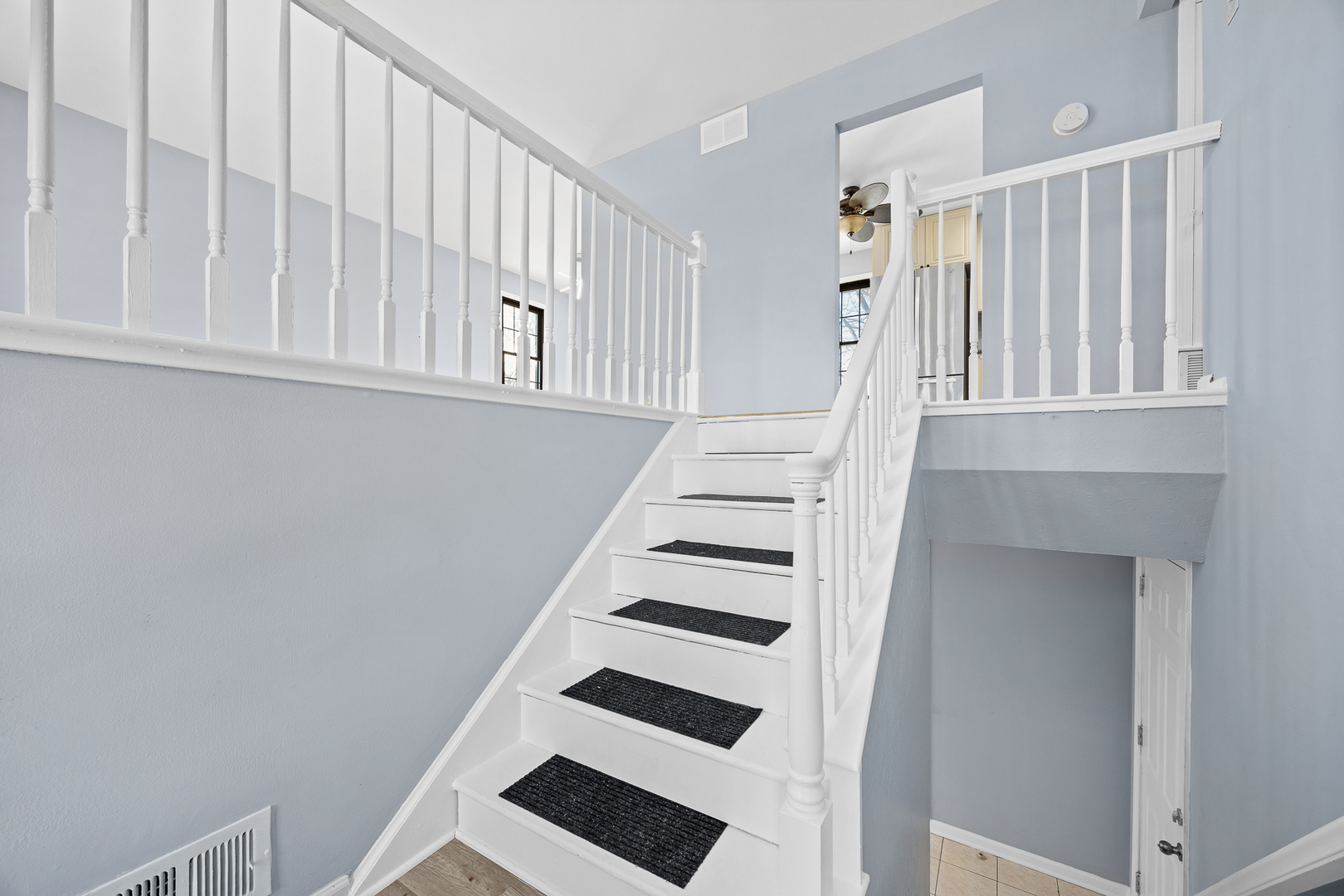 161 Oakwood Drive, Bolingbrook, IL 60440