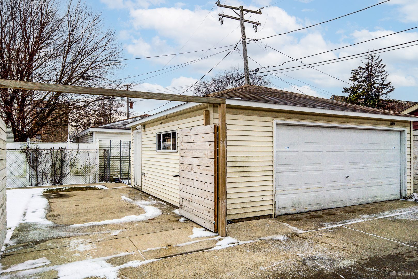 10714 S Calumet Avenue, Chicago, IL 60628