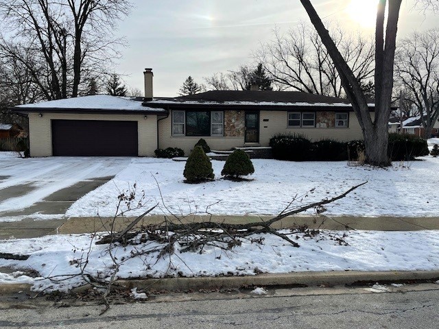 525 Bunning Drive, Downers Grove, IL 60516