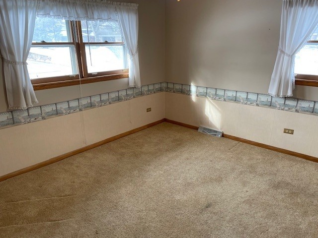 525 Bunning Drive, Downers Grove, IL 60516