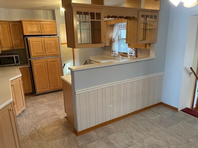 525 Bunning Drive, Downers Grove, IL 60516