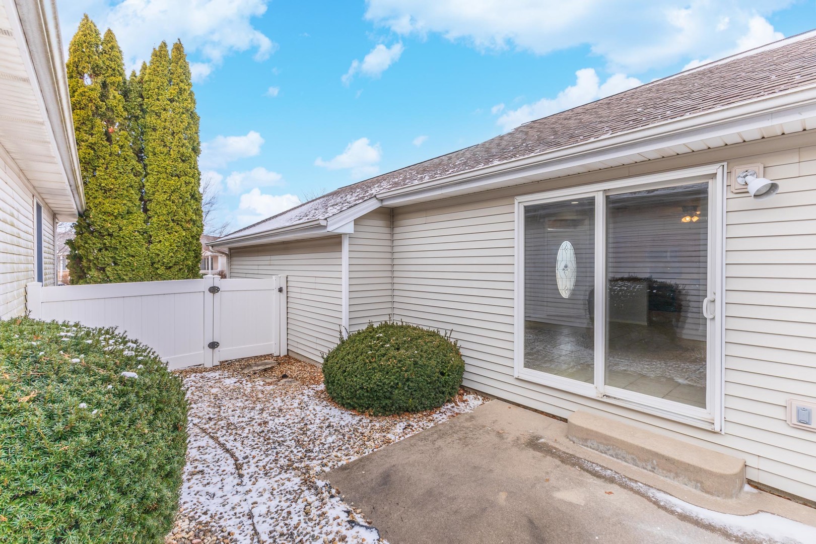 67 Astoria Way, Bloomington, IL 61704