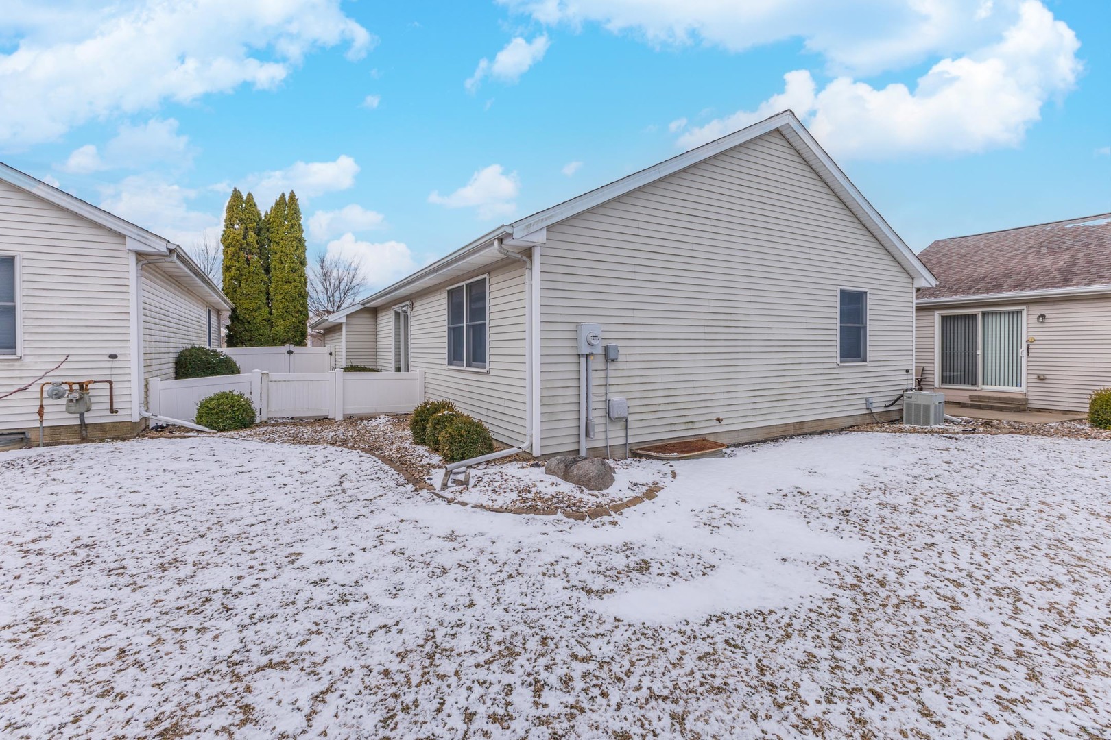 67 Astoria Way, Bloomington, IL 61704