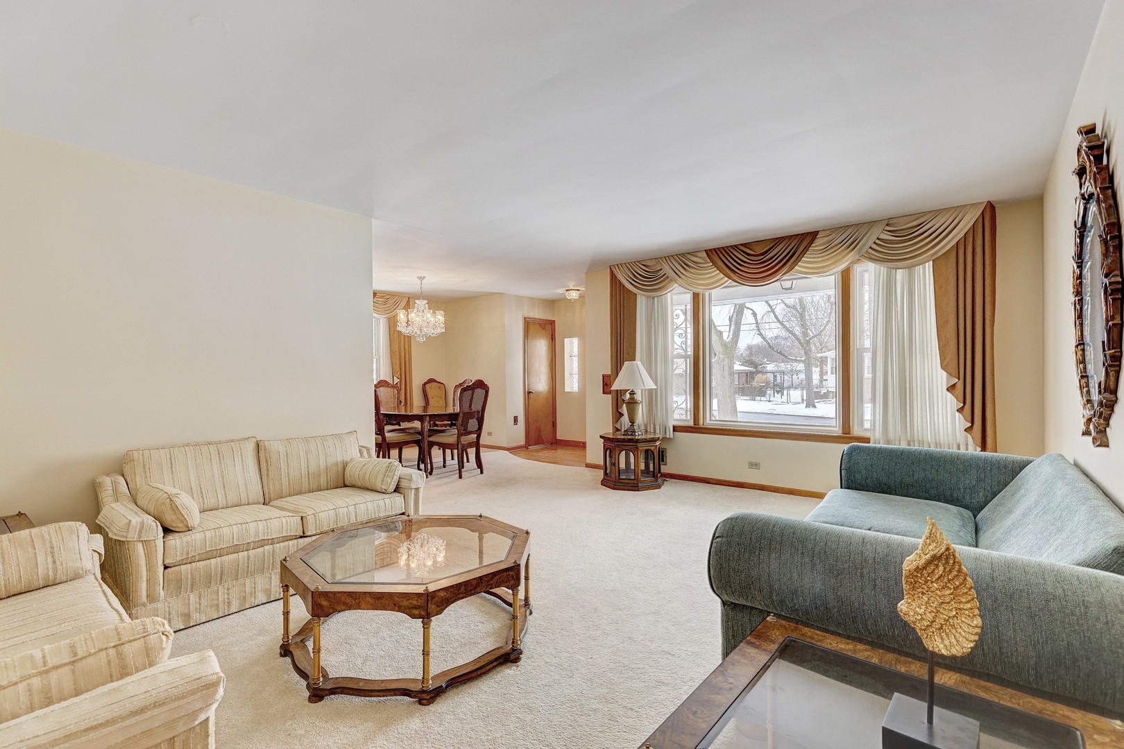 1850 Kensington Avenue, Westchester, IL 60154