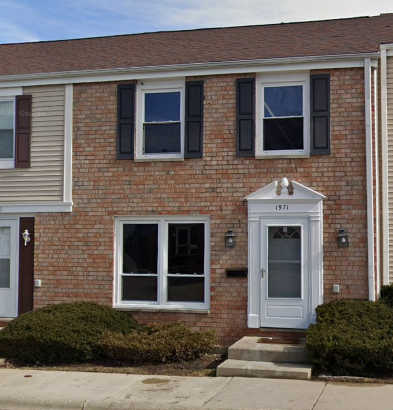 1971 HADDAM Place #1971, Hoffman Estates, IL 60195