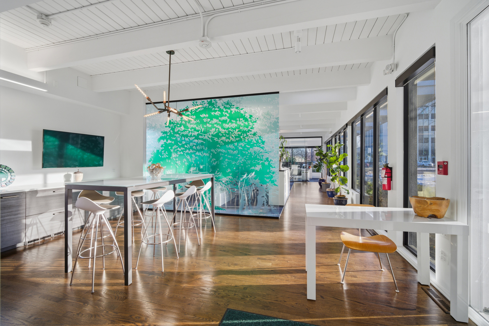 836 Skokie Boulevard, Northbrook, IL 60062