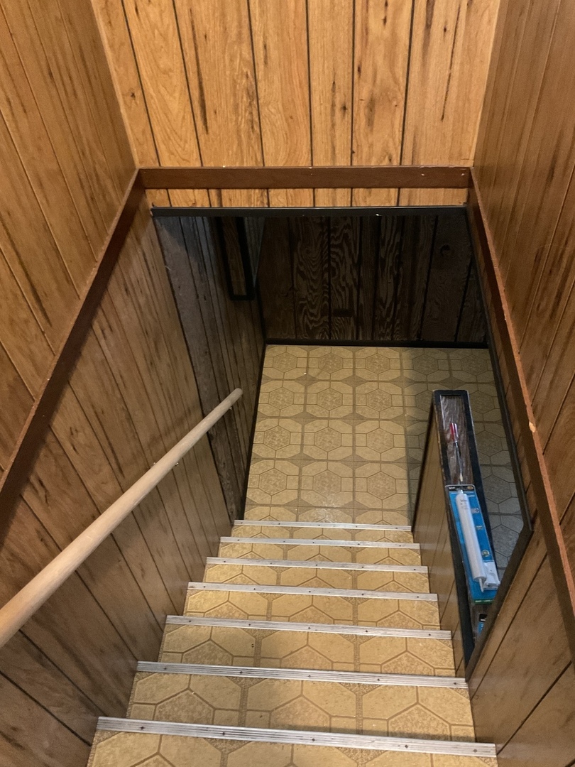 604 Exchange Avenue, Calumet City, IL 60409