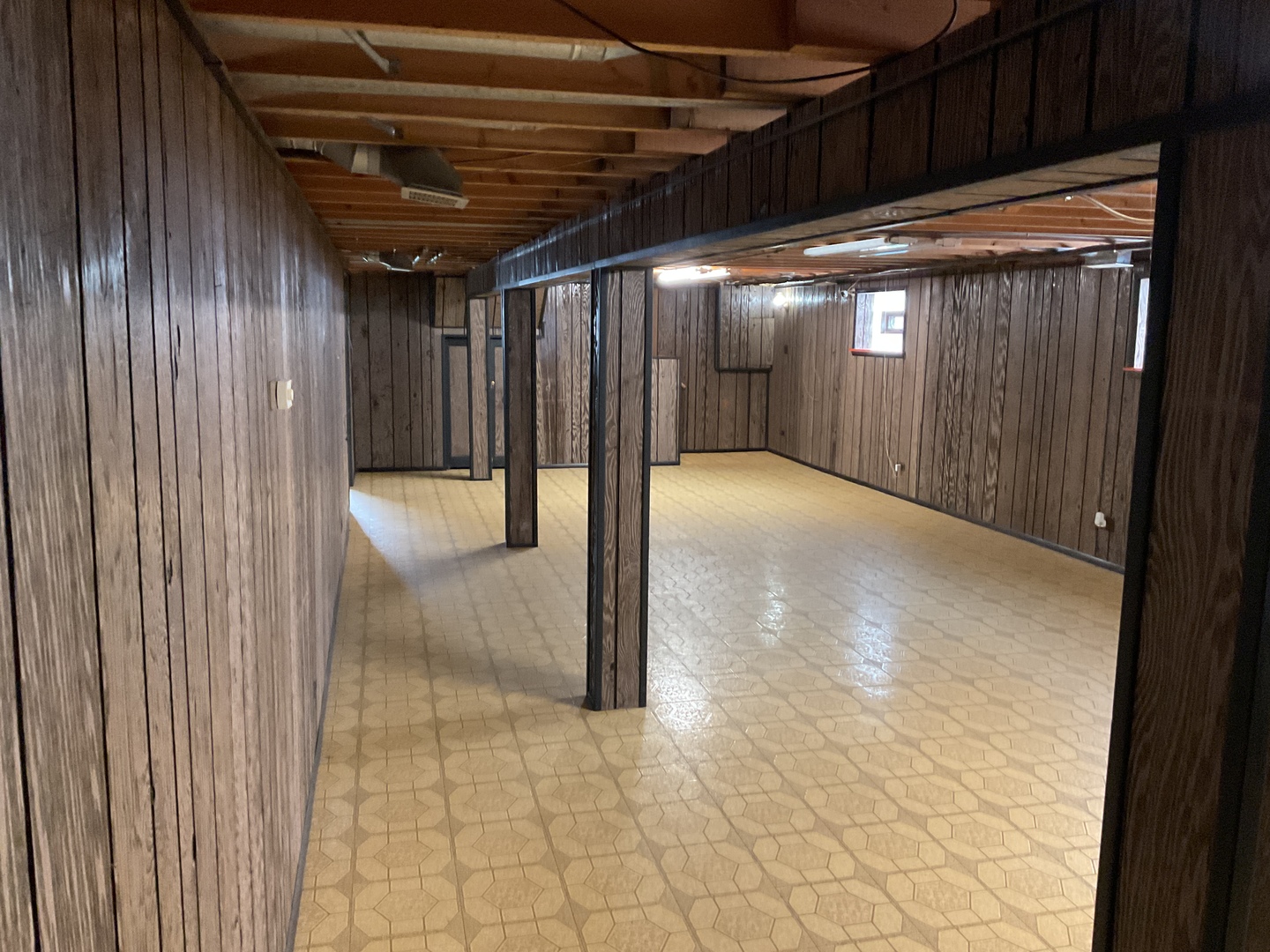 604 Exchange Avenue, Calumet City, IL 60409