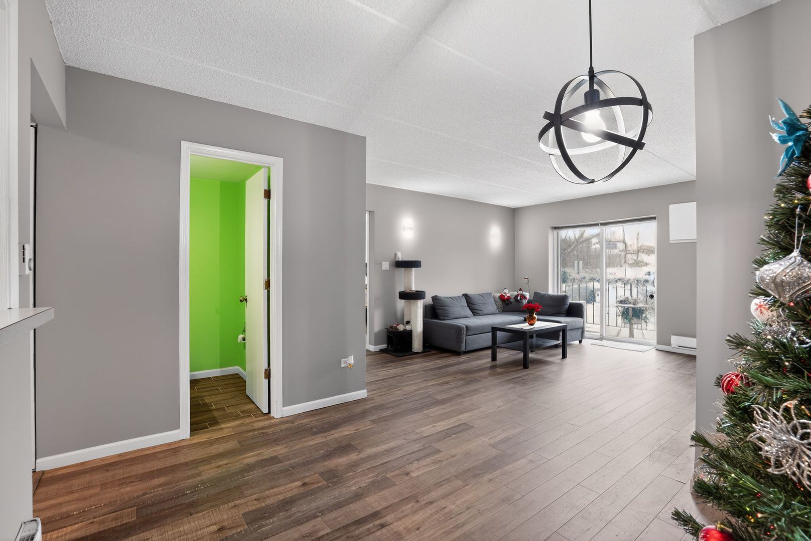 971 N Rohlwing Road #G-B, Addison, IL 60101