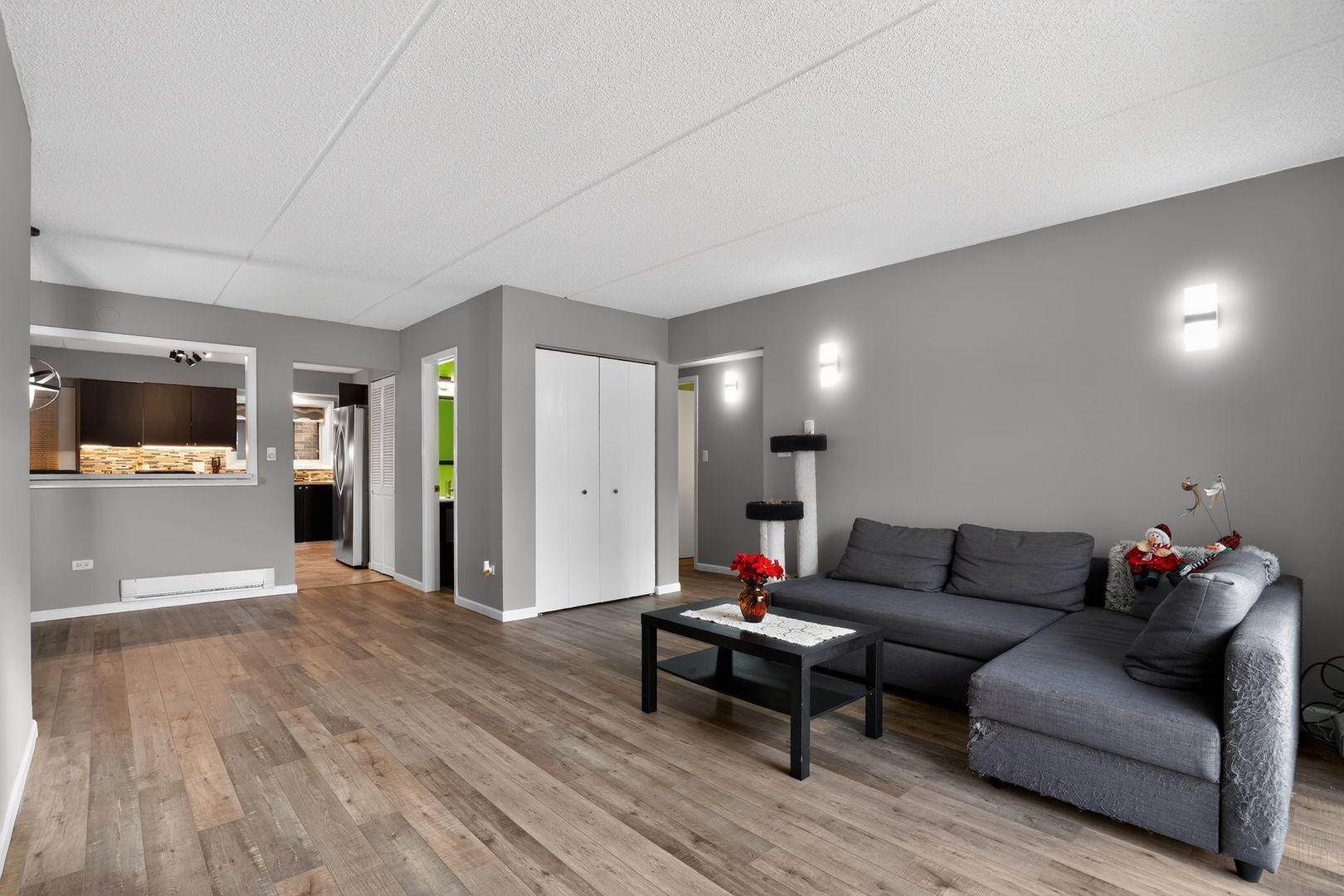 971 N Rohlwing Road #G-B, Addison, IL 60101