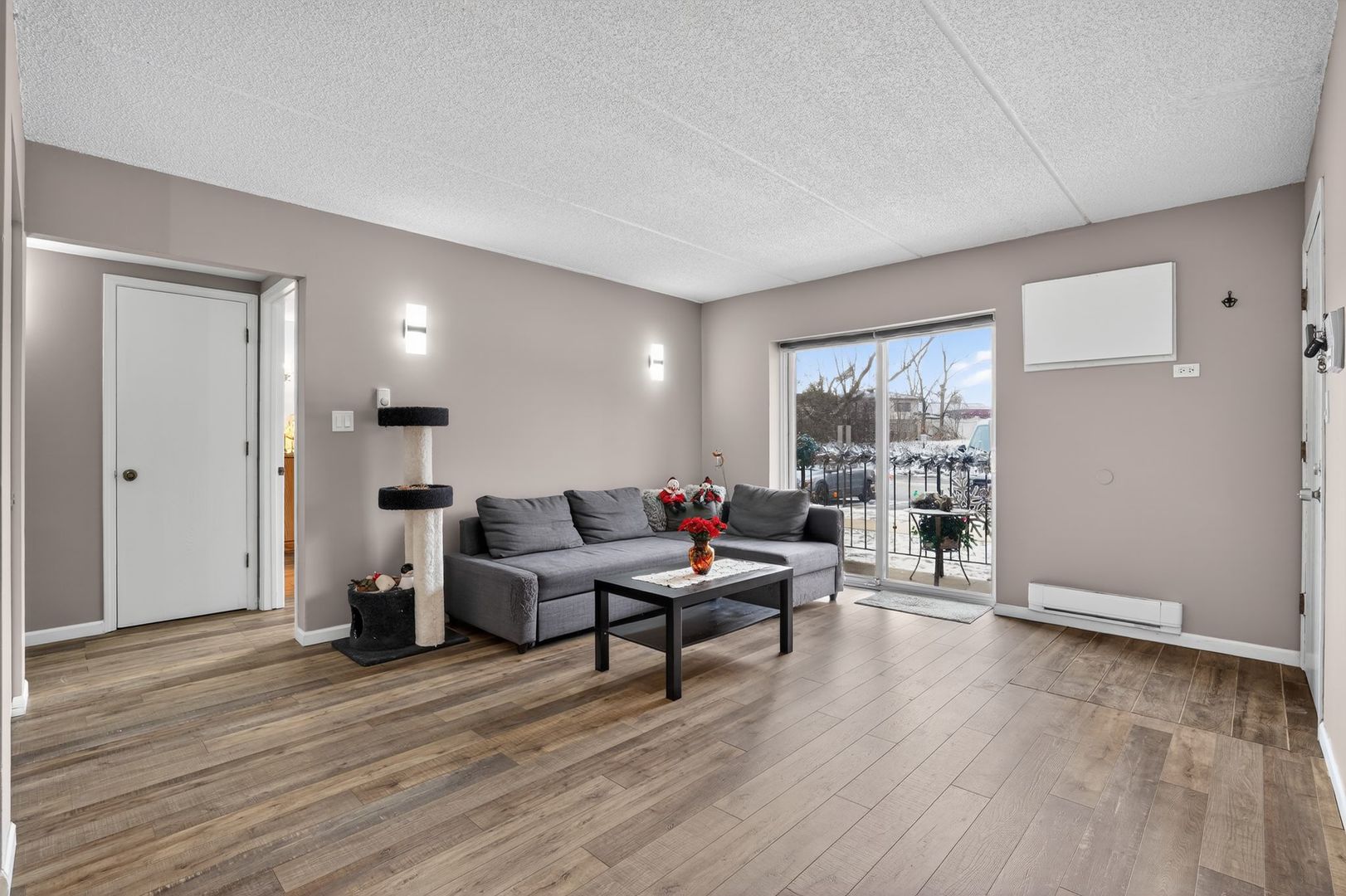 971 N Rohlwing Road #G-B, Addison, IL 60101