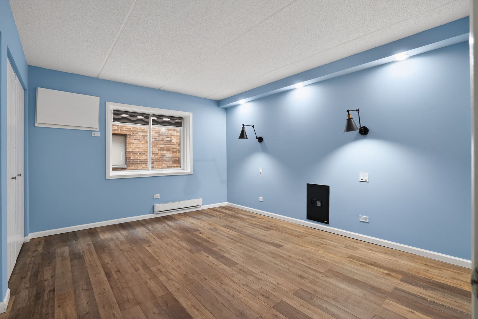 971 N Rohlwing Road #G-B, Addison, IL 60101