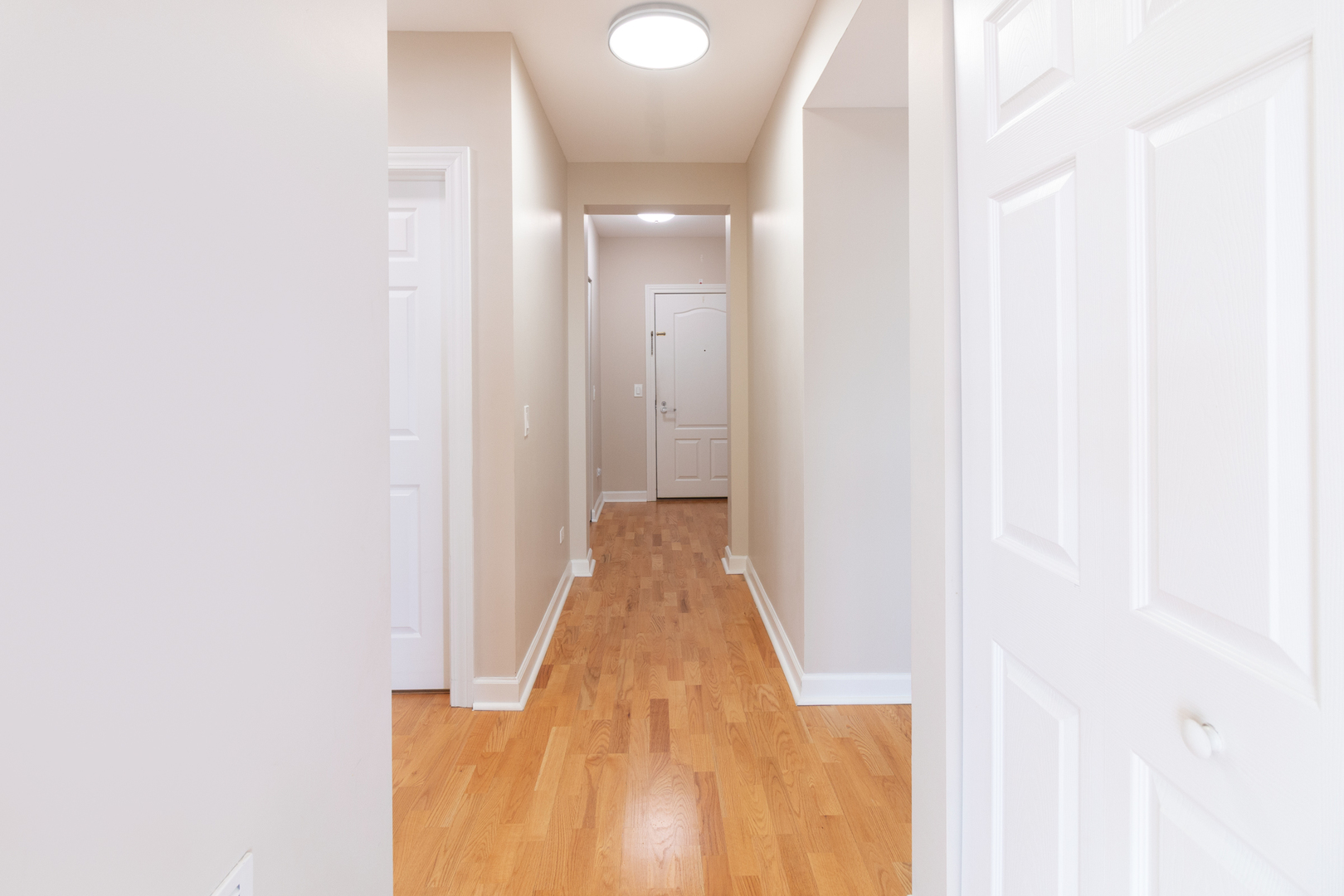 8440 Callie Avenue #C405, Morton Grove, IL 60053