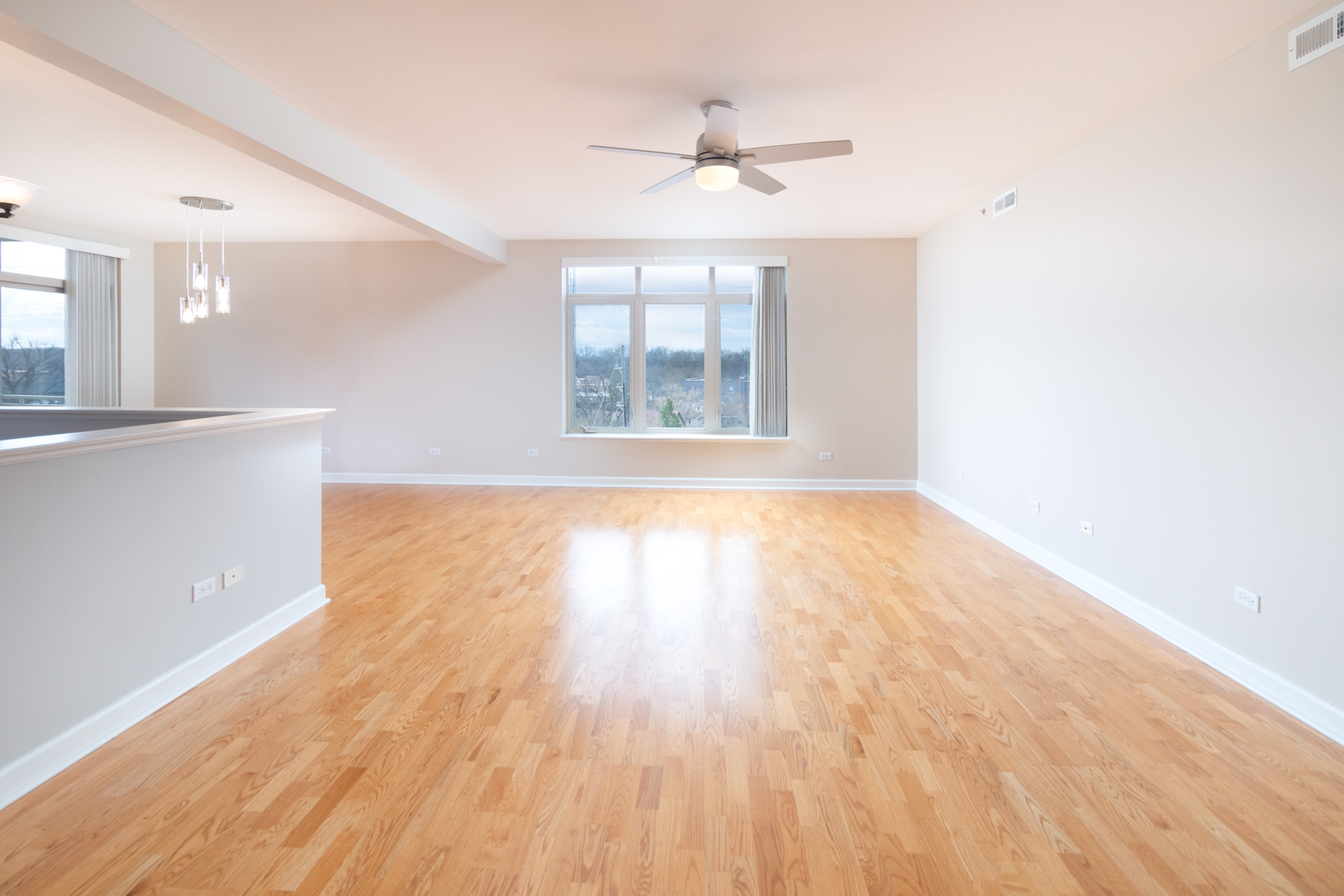 8440 Callie Avenue #C405, Morton Grove, IL 60053