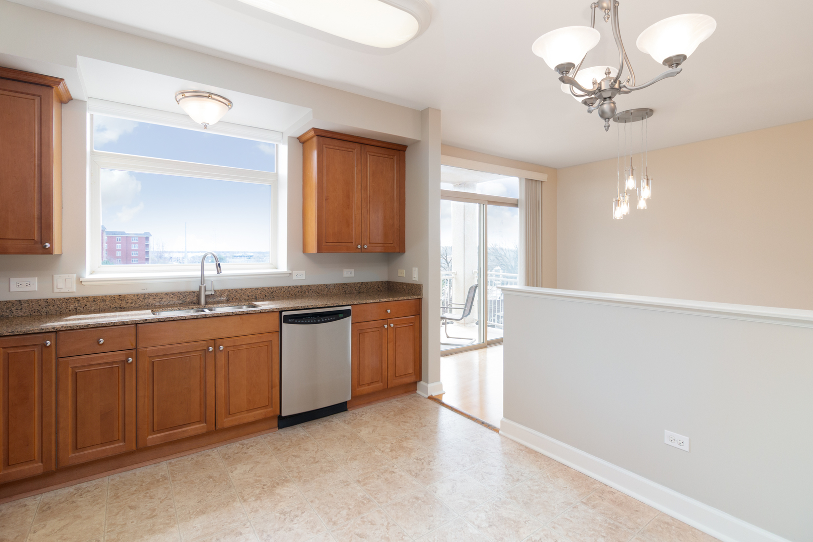 8440 Callie Avenue #C405, Morton Grove, IL 60053