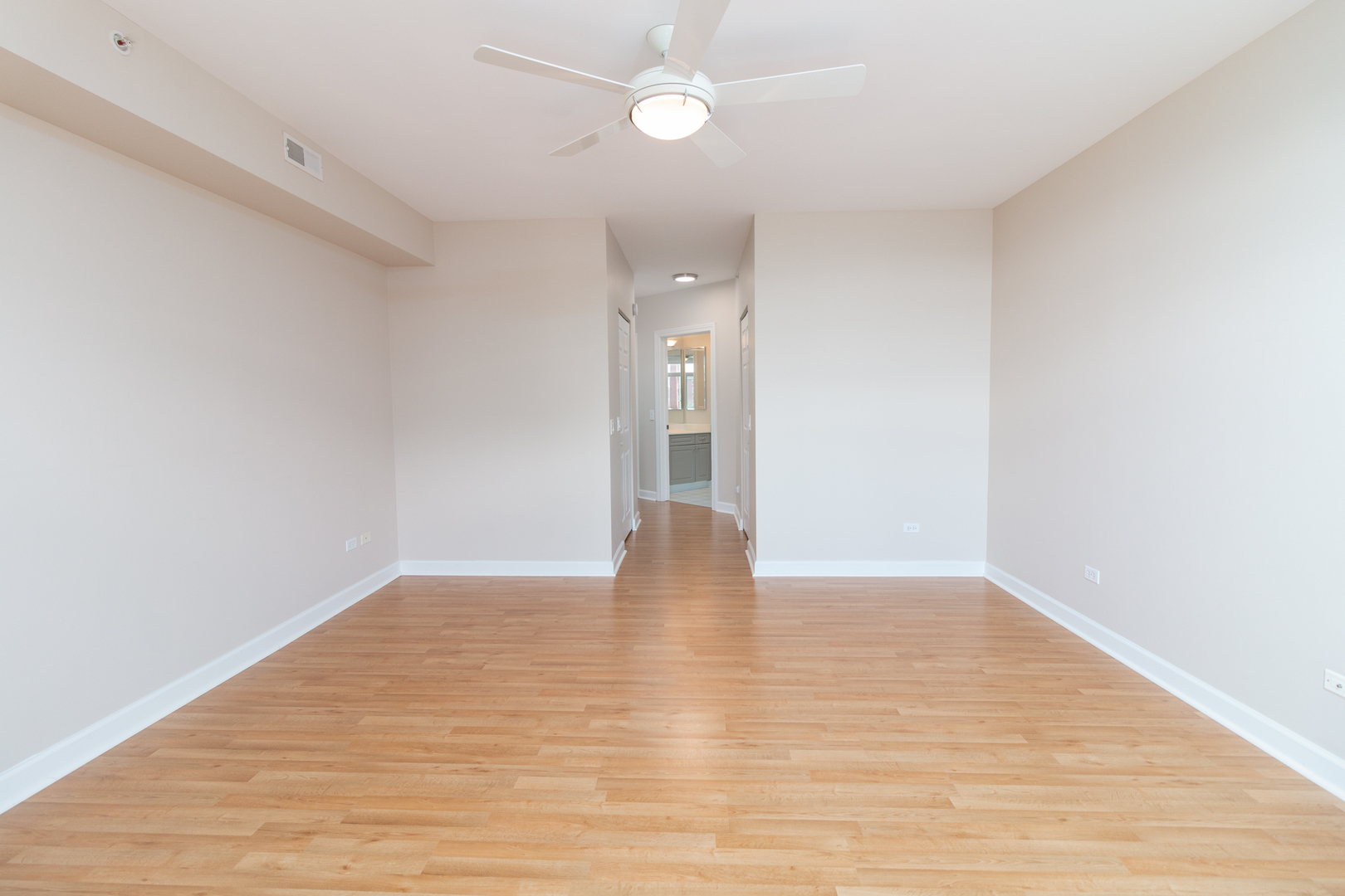 8440 Callie Avenue #C405, Morton Grove, IL 60053