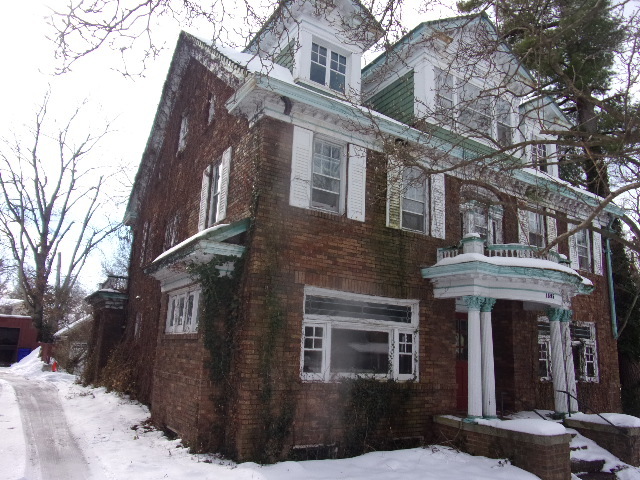 1595 W Macon Street, Decatur, IL 62522