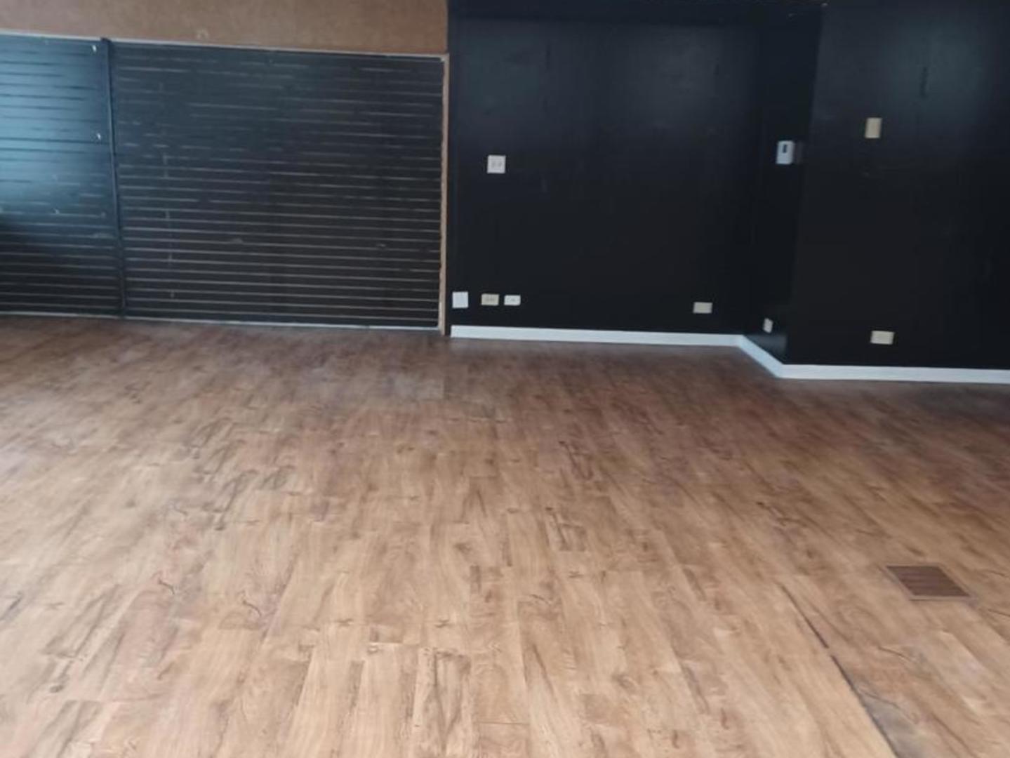 3412 Chicago Road, Steger, IL 60475