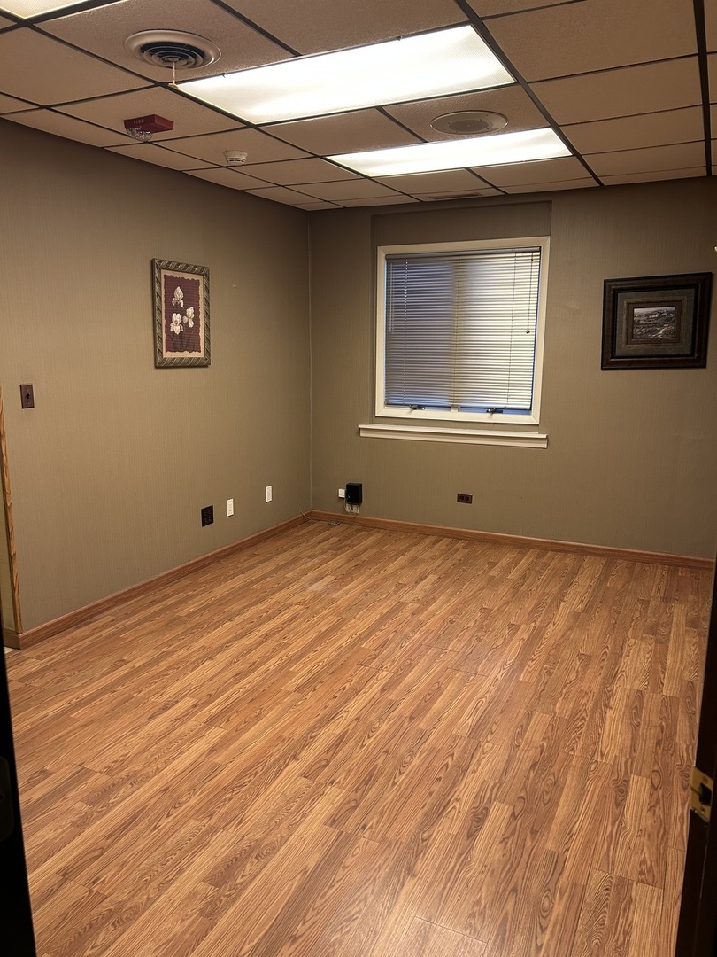 4503 W Lake Street, Melrose Park, IL 60160