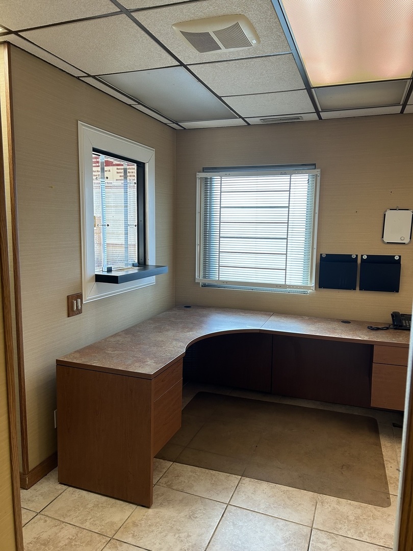 4503 W Lake Street, Melrose Park, IL 60160