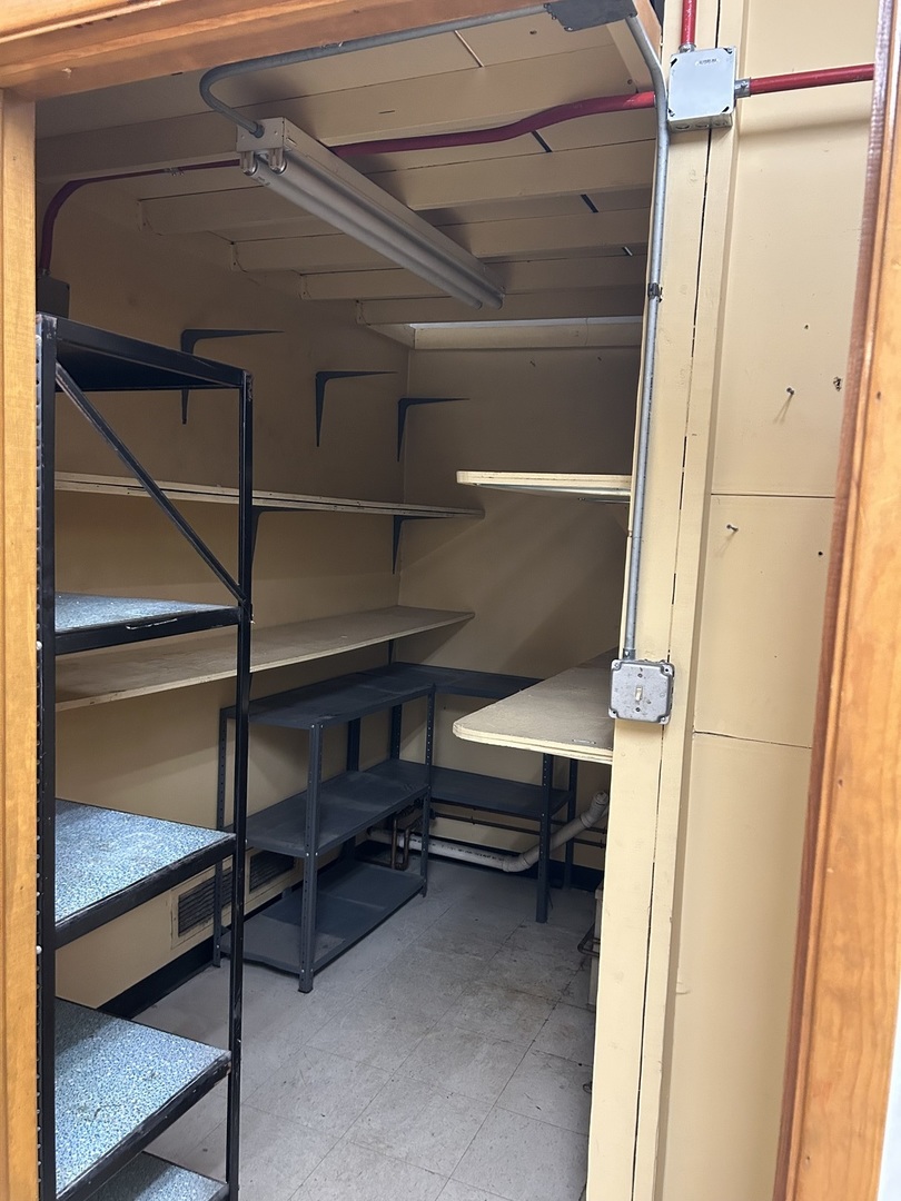 4503 W Lake Street, Melrose Park, IL 60160