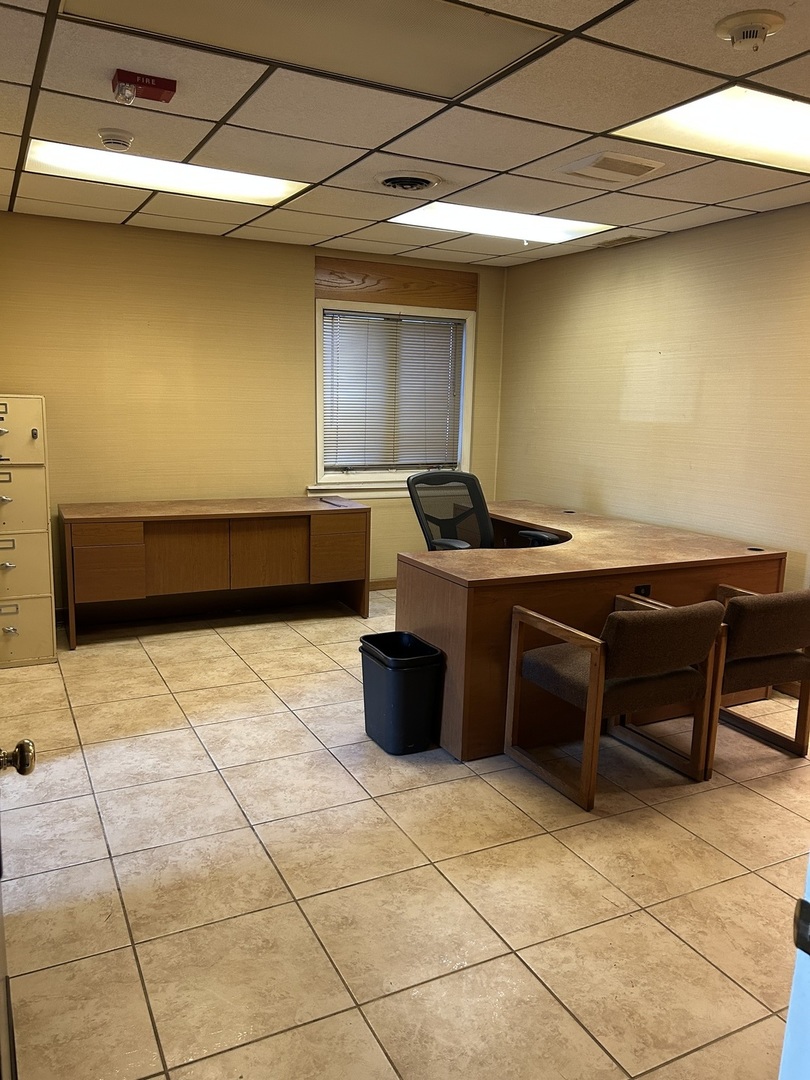 4503 W Lake Street, Melrose Park, IL 60160