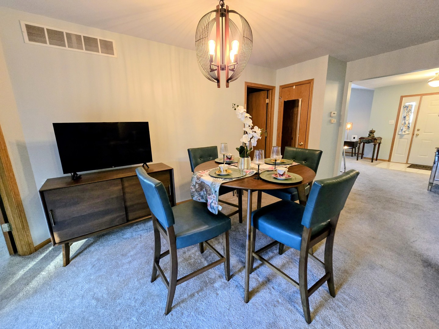 27106 S Fountainview Drive, Crete, IL 60417