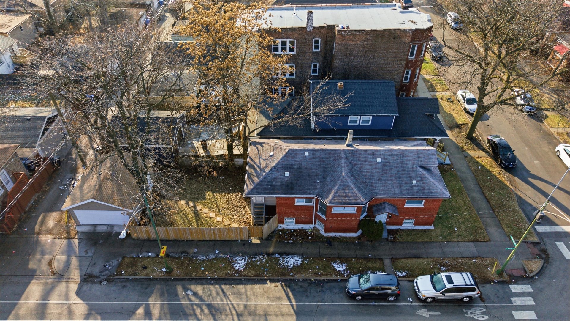 8305 S MARYLAND Avenue, Chicago, IL 60619