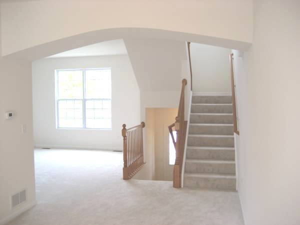 928 Charlton Lane, Naperville, IL 60563