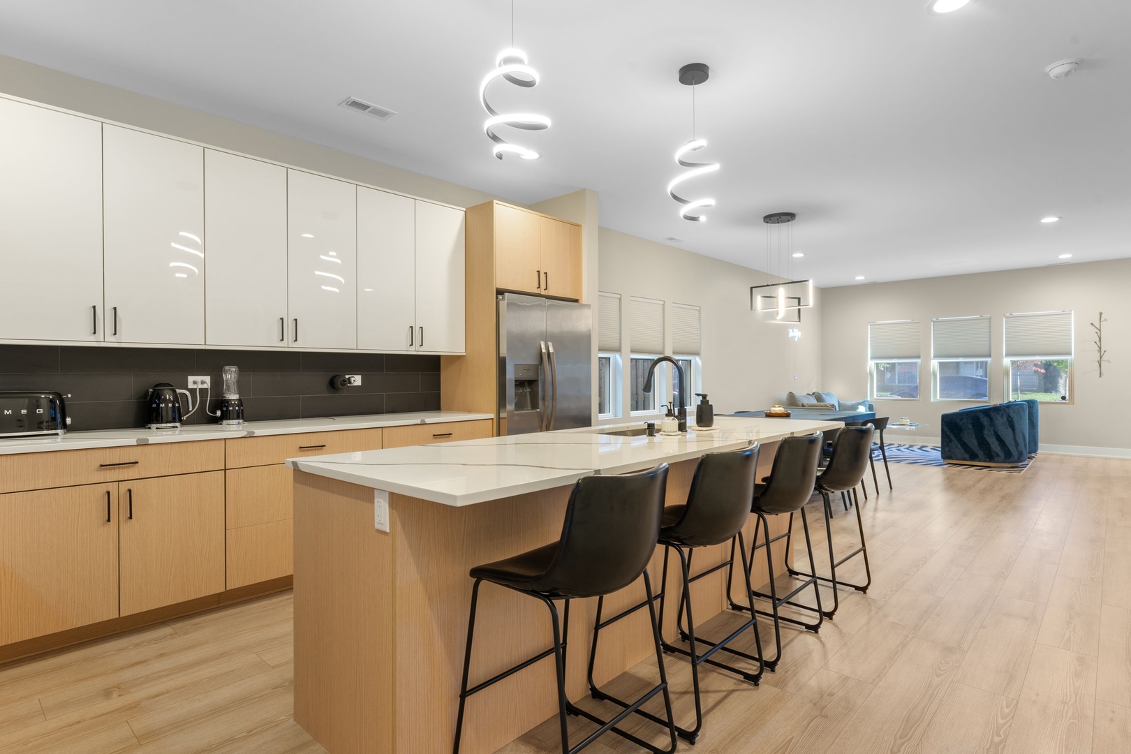 1822 N 36th Avenue, Stone Park, IL 60165