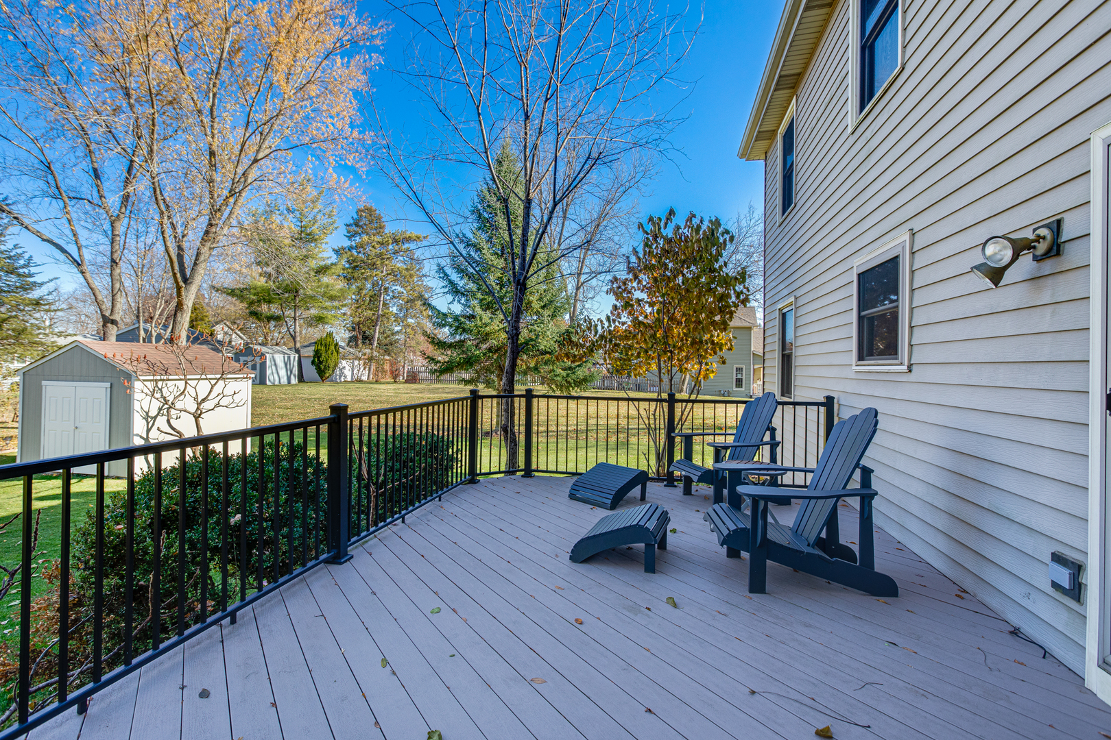 833 E Sterling Avenue, West Chicago, IL 60185