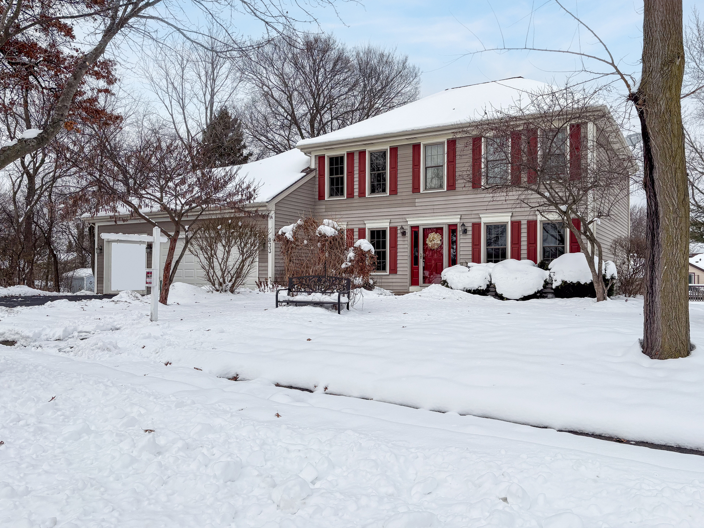 833 E Sterling Avenue, West Chicago, IL 60185