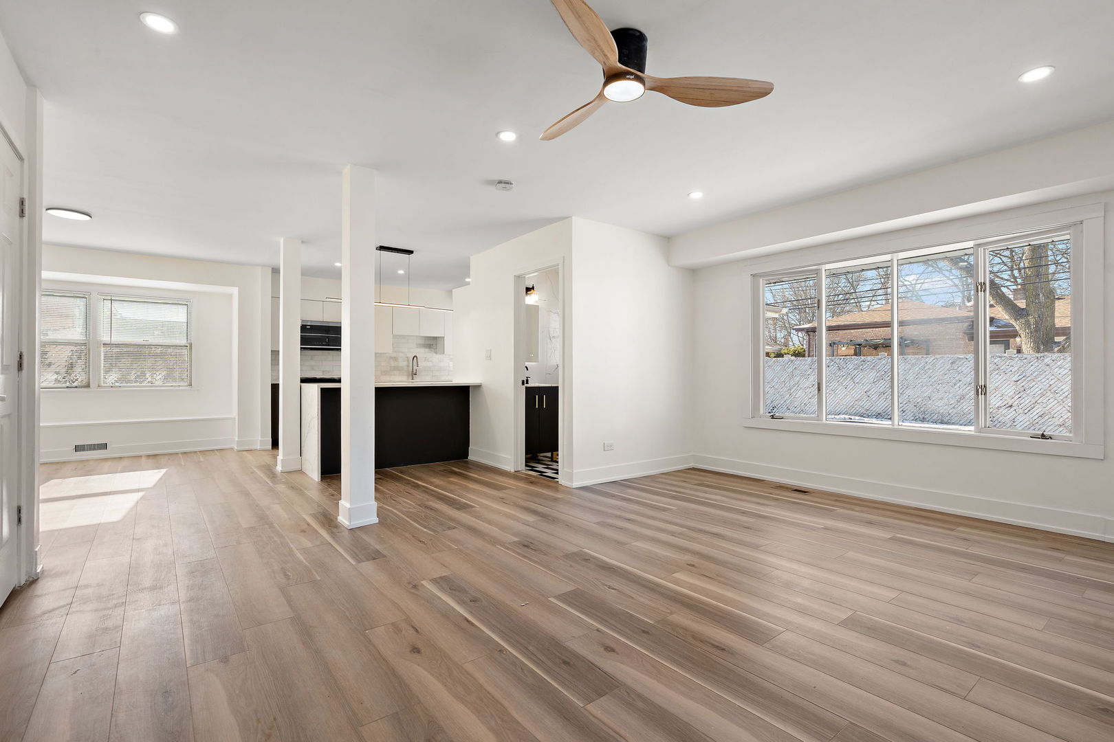 16030 University Avenue, South Holland, IL 60473