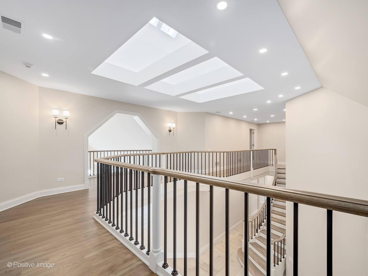 20 Natoma Drive, Oak Brook, IL 60523