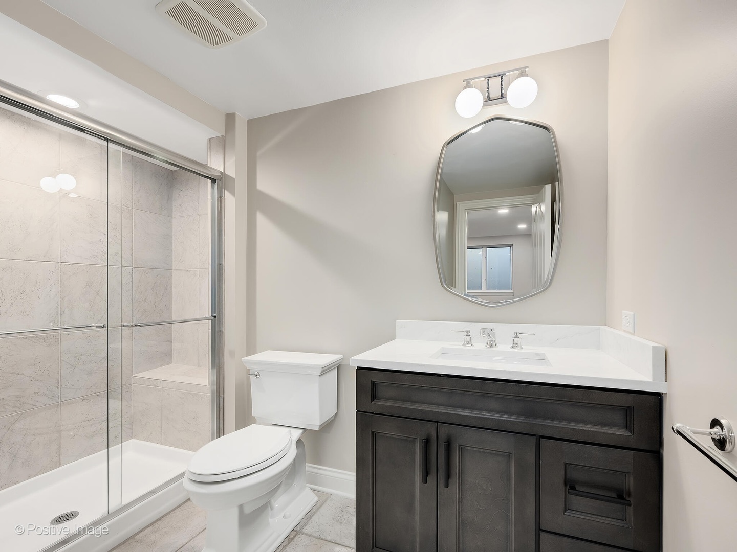 20 Natoma Drive, Oak Brook, IL 60523