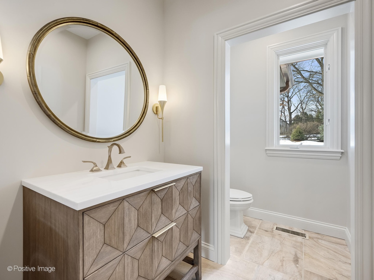 20 Natoma Drive, Oak Brook, IL 60523