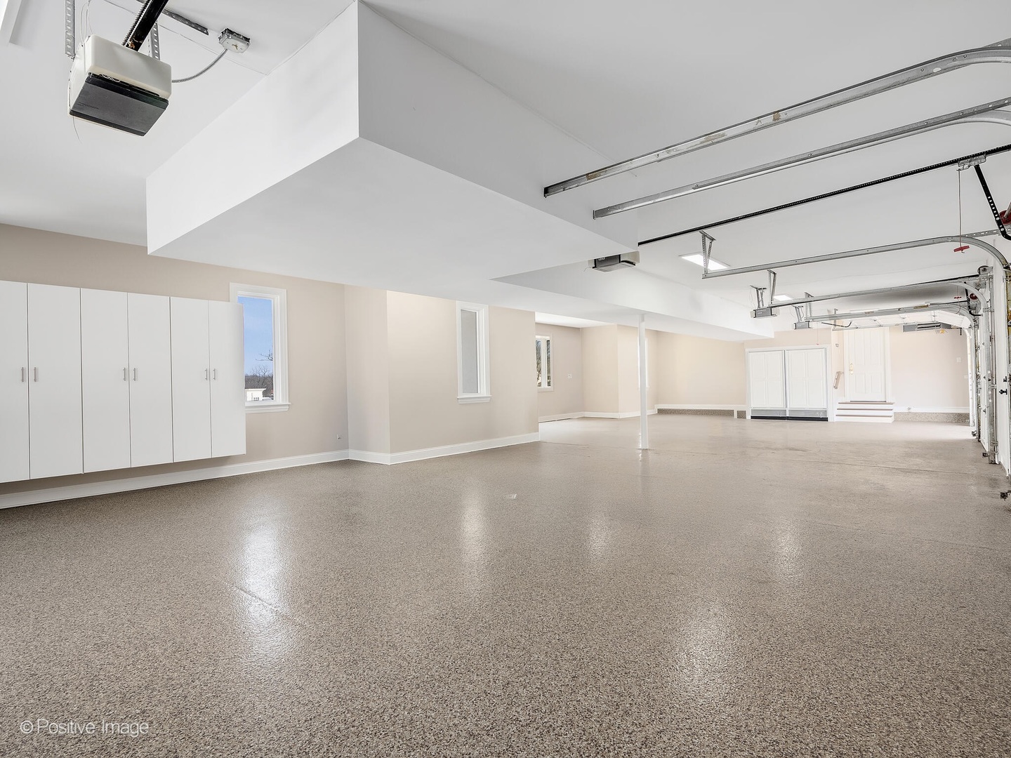 20 Natoma Drive, Oak Brook, IL 60523