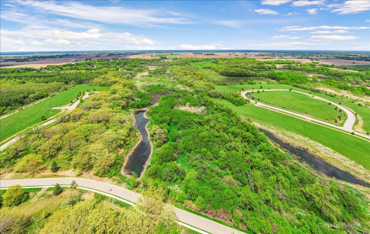 3901 Larkspur Court, Johnsburg, IL 60051