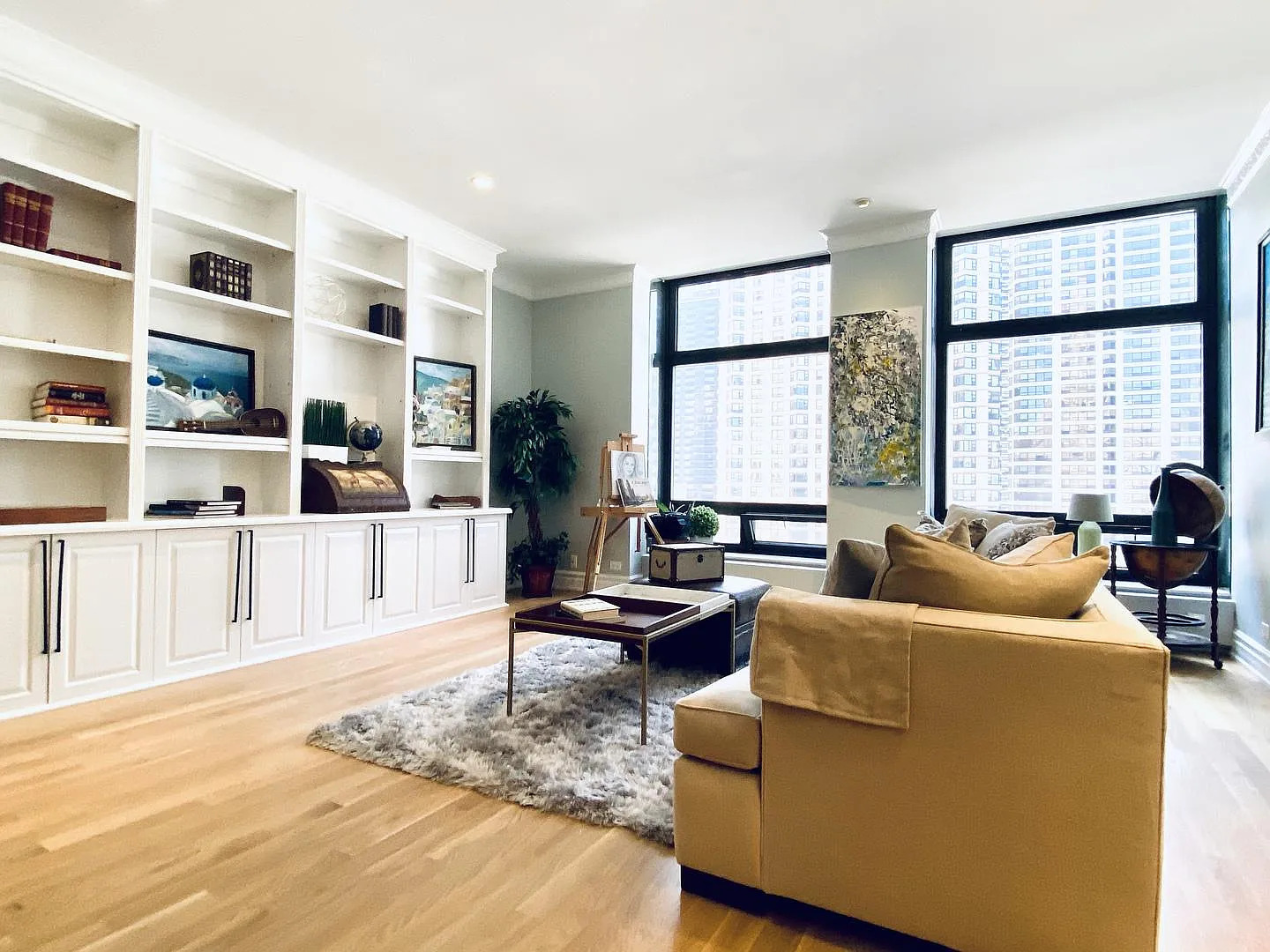 680 N Lake Shore Drive #1119, Chicago, IL 60611