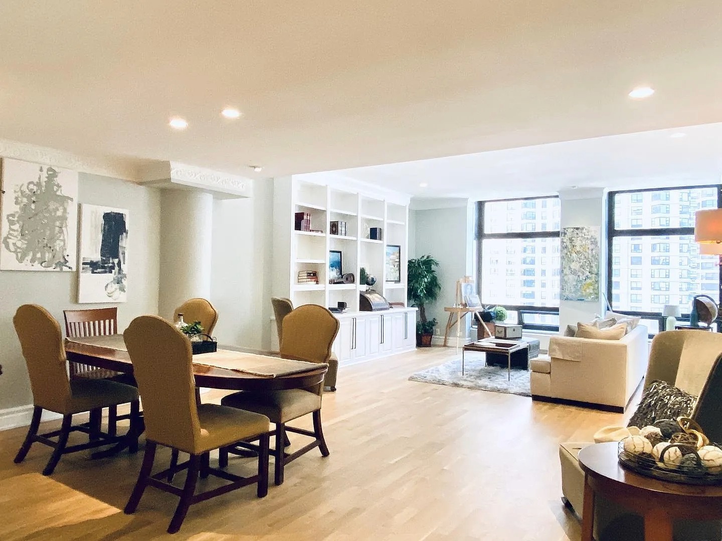 680 N Lake Shore Drive #1119, Chicago, IL 60611