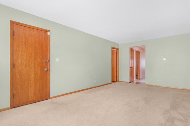 2520 N NEVA Avenue #1, Chicago, IL 60707